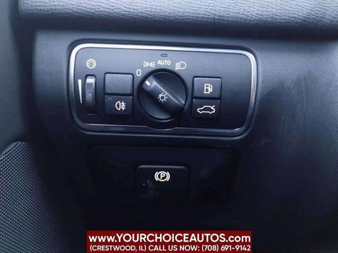 Used 2015 Volvo XC60 T6 w/ Proximity Package image 27