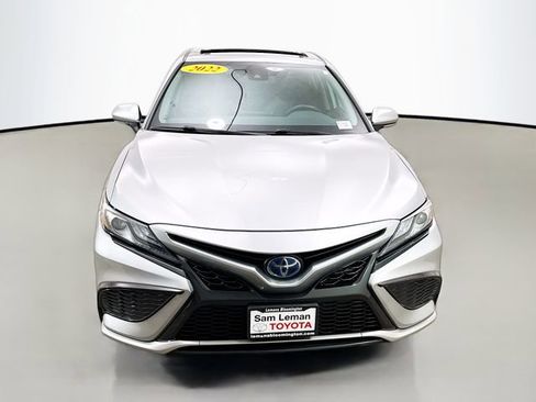 Used 2022 Toyota Camry XSE image 2