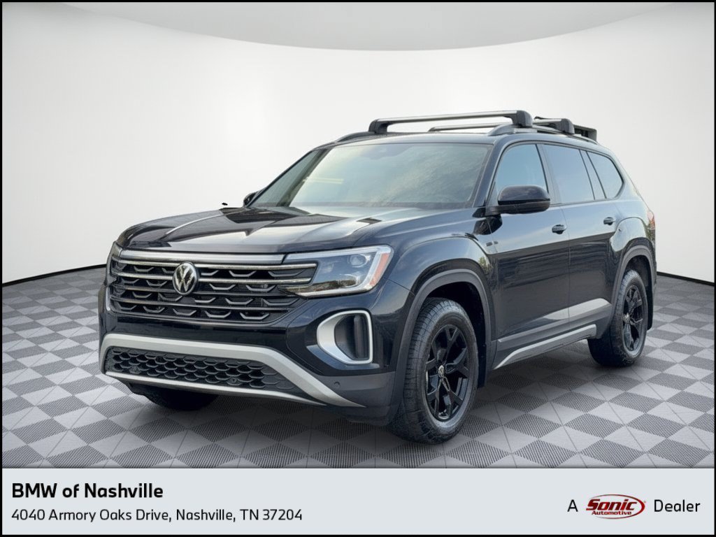 Used 2024 Volkswagen Atlas Peak Edition SE AWD/4WD image 1