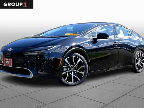 New 2026 Toyota Prius Plug-In Hybrid image 1