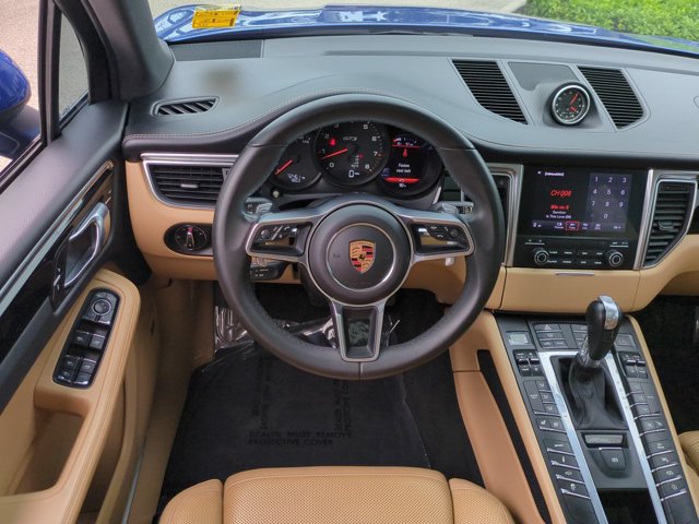 Used 2017 Porsche Macan GTS AWD/4WD image 15