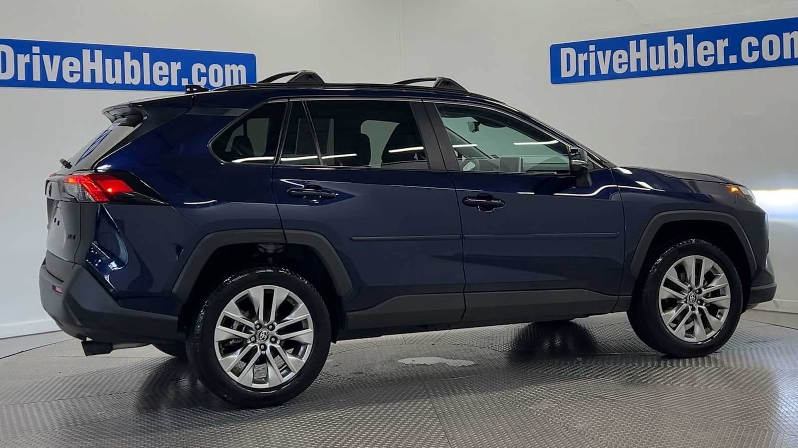 Used 2025 Toyota RAV4 XLE Premium FWD image 8