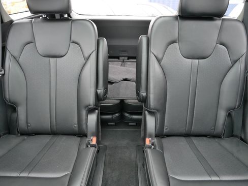 Certified 2023 Kia Sorento X-Line EX AWD/4WD image 13