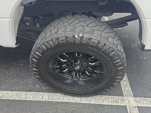 Used 2019 Ford F250 Lariat w/ Lariat Value Package image 6