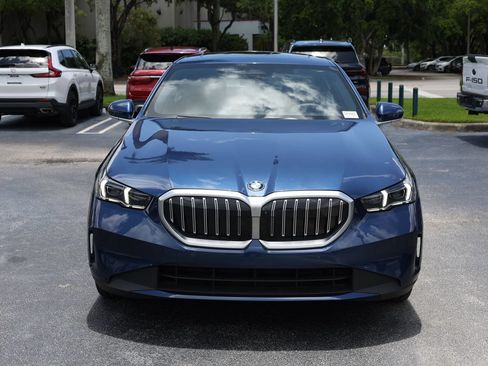 Used 2026 BMW 530i RWD image 3