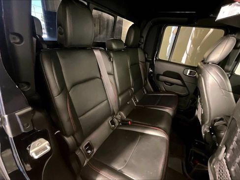 Used 2022 Jeep Gladiator Rubicon w/ LED Lighting Group AWD/4WD image 34