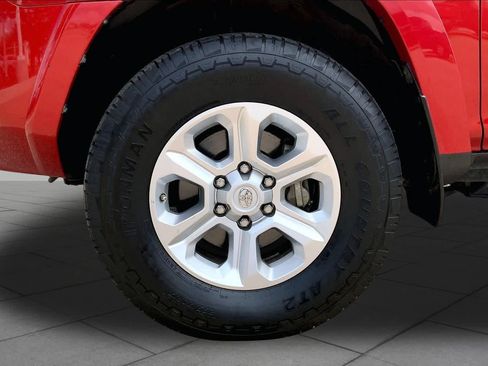 Used 2021 Toyota 4Runner SR5 Premium AWD/4WD image 11