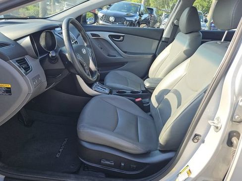 Used 2013 Hyundai Elantra Limited w/ Technology Pkg FWD image 3