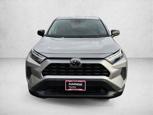 Used 2024 Toyota RAV4 LE AWD/4WD image 2