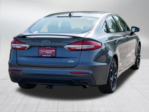 Used 2020 Ford Fusion SE w/ Equipment Group 151A FWD image 6