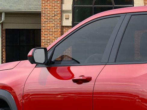 New 2026 Chevrolet Equinox LT w/ Safety and Technology Package image 13