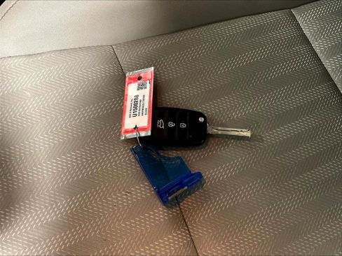 Used 2020 Kia Sportage LX image 30