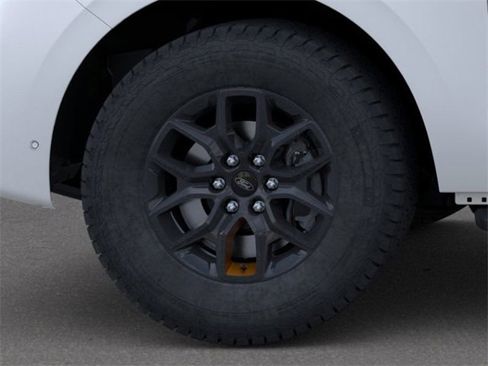 New 2025 Ford Expedition Tremor image 19