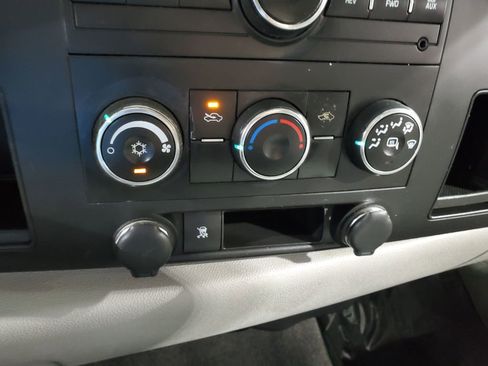 Used 2011 Chevrolet Silverado 1500 LT RWD image 32