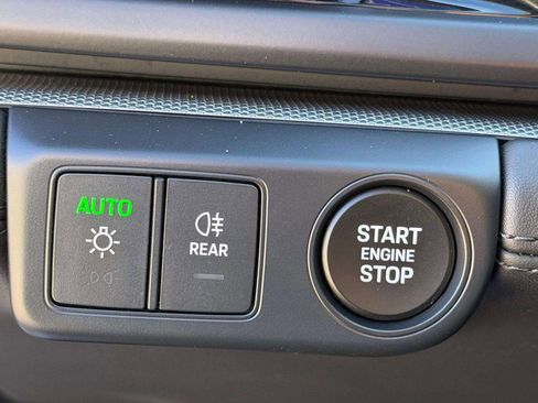 Used 2024 Porsche Panamera image 47