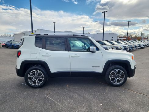 Used 2018 Jeep Renegade Limited w/ Safety & Security Group image 8