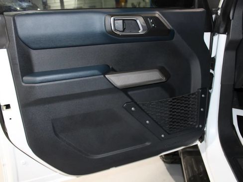 Used 2021 Ford Bronco Outer Banks AWD/4WD image 10