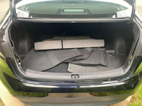 Used 2023 Toyota Corolla LE FWD image 25