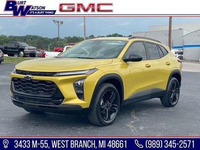 Used 2024 Chevrolet Trax ACTIV w/ Sunroof Package