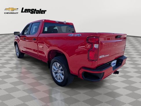 Used 2024 Chevrolet Silverado 1500 Custom image 3