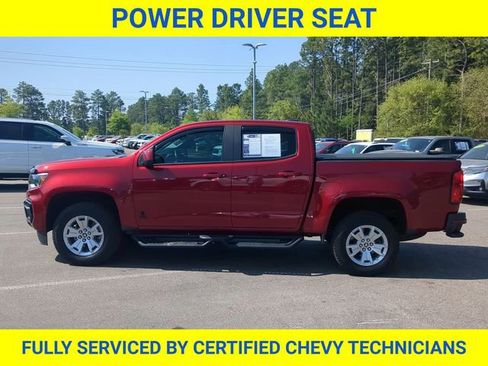Used 2022 Chevrolet Colorado LT w/ Safety Package RWD image 12