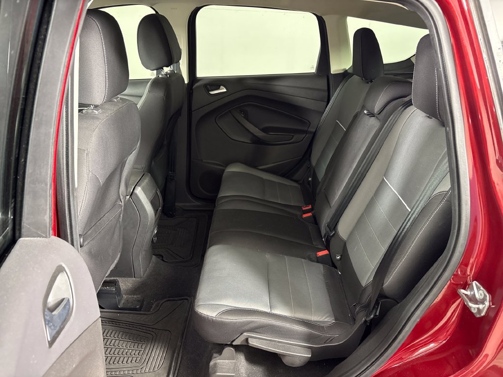 Used 2015 Ford Escape SE FWD image 27