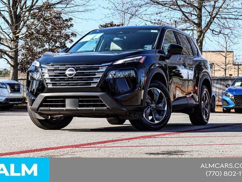 Used 2025 Nissan Rogue SV image 3