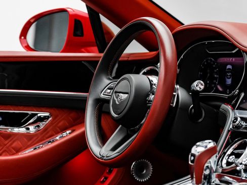 Used 2022 Bentley Continental GT image 62