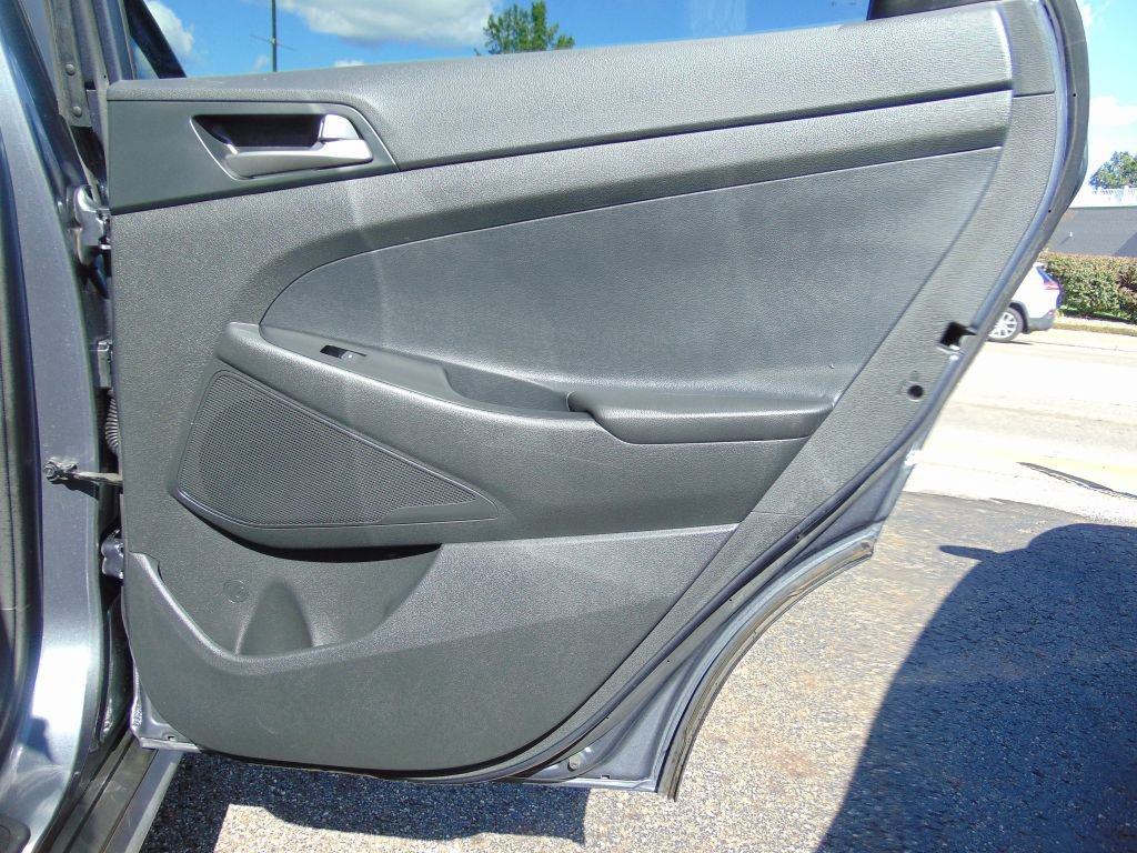 Used 2018 Hyundai Tucson Value w/ Cargo Package AWD/4WD image 24