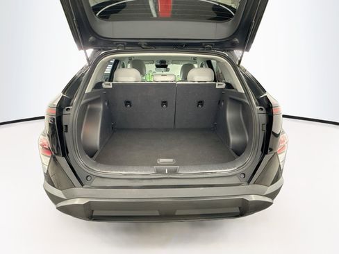 Used 2025 Hyundai Kona SEL FWD image 30