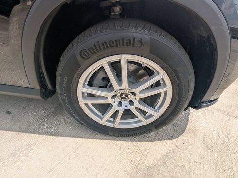 Used 2025 Mercedes-Benz GLC 300 4MATIC image 21