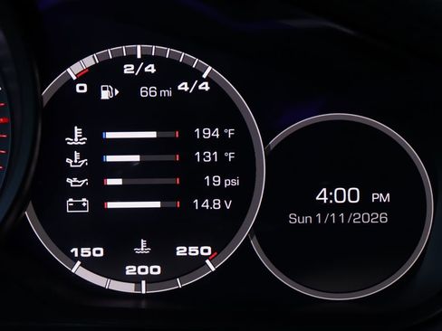 Used 2017 Porsche Panamera image 19