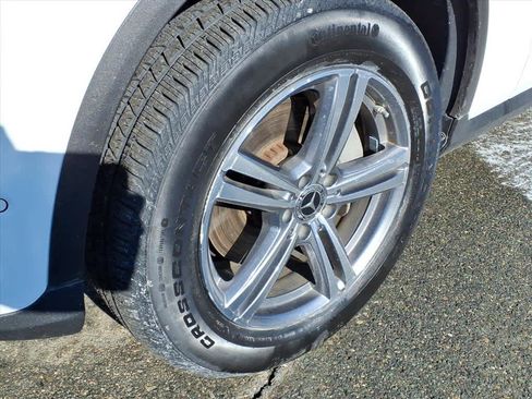 Used 2022 Mercedes-Benz GLC 300 4MATIC image 8