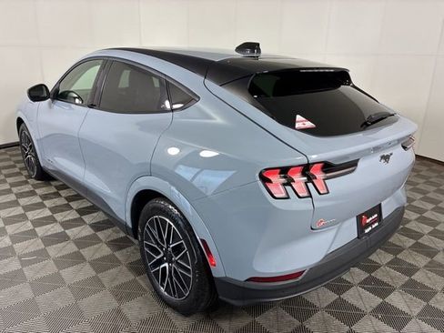 Certified 2025 Ford Mustang Mach-E Premium AWD/4WD image 5