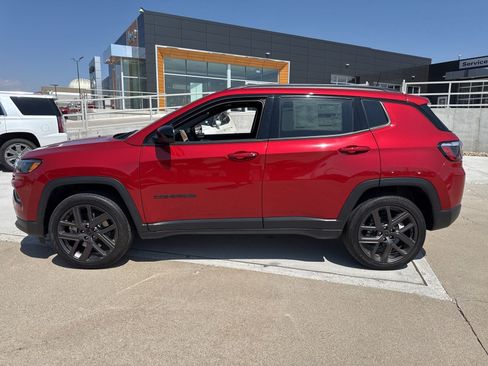 New 2026 Jeep Compass Latitude w/ Sun and Sound Group AWD/4WD image 2