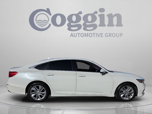 Used 2020 Honda Accord LX image 6