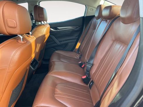 Used 2015 Maserati Ghibli RWD image 13