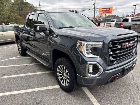 Used 2021 GMC Sierra 1500 AT4 w/ AT4 Value Package AWD/4WD image 4