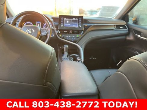 Used 2023 Toyota Camry SE w/ Convenience Package image 15