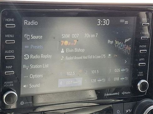 Certified 2022 Toyota Highlander XLE image 17