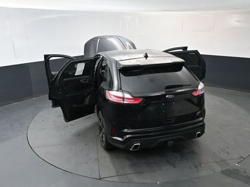 Used 2023 Ford Edge ST AWD/4WD image 18