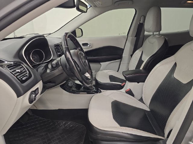 Used 2020 Jeep Compass Limited AWD/4WD image 19