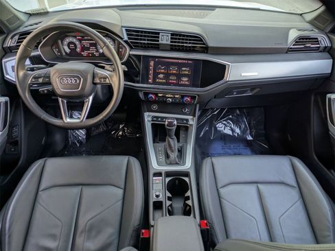 Used 2022 Audi Q3 2.0T Premium Plus w/ Premium Plus Package image 7