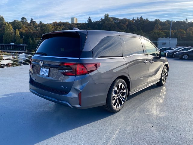 New 2027 Honda Odyssey Elite image 11