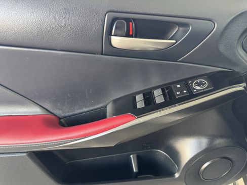 Used 2023 Lexus IS 300 w/ Comfort Package RWD image 10