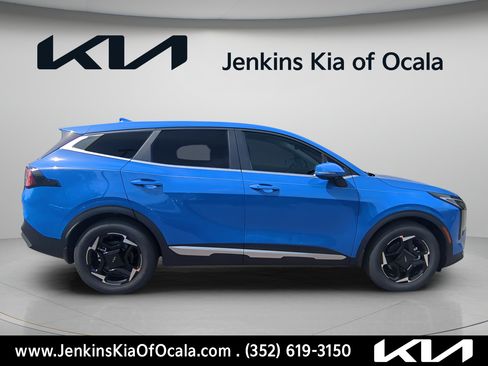 New 2026 Kia Sportage EX FWD image 2