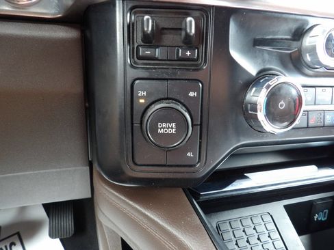 Used 2024 Ford F350 King Ranch w/ Chrome Package AWD/4WD image 24