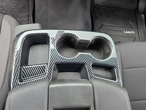 Used 2021 Chevrolet Silverado 1500 LT AWD/4WD image 16