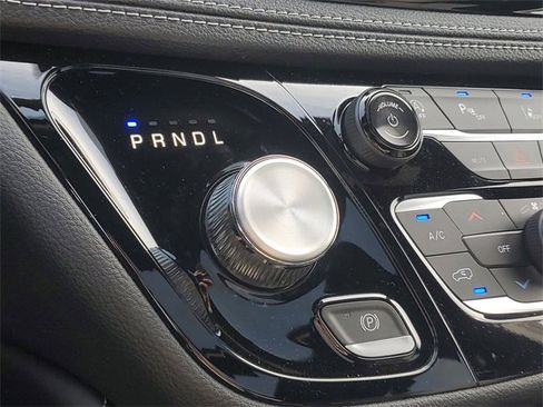 New 2026 Chrysler Pacifica Limited w/ Trailer Tow Group image 29