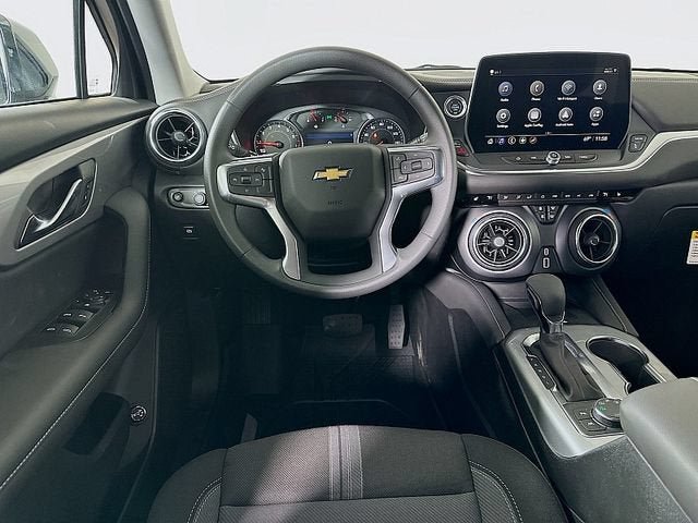 New 2026 Chevrolet Blazer LT w/ Convenience Package AWD/4WD image 13